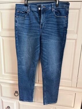American Eagle Outfitters Womens Medium Blue 90s Straight Jeans 16 Short